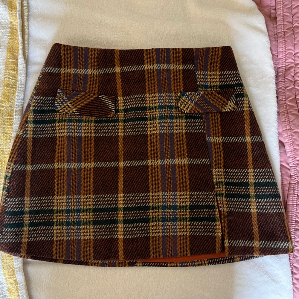 PLAID SKIRT